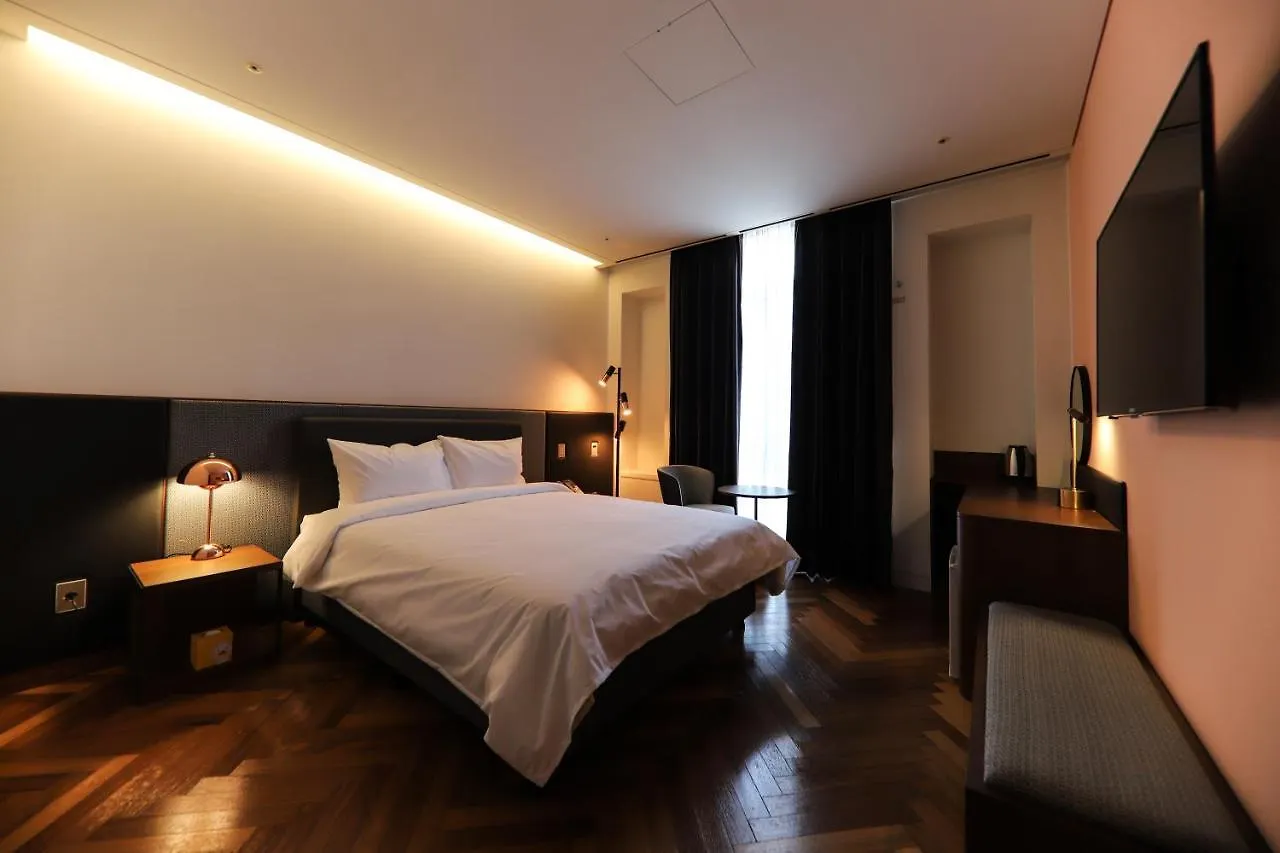 Le Seoul Hotel 0*,  South Korea
